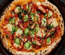 Butter Chicken Pizza