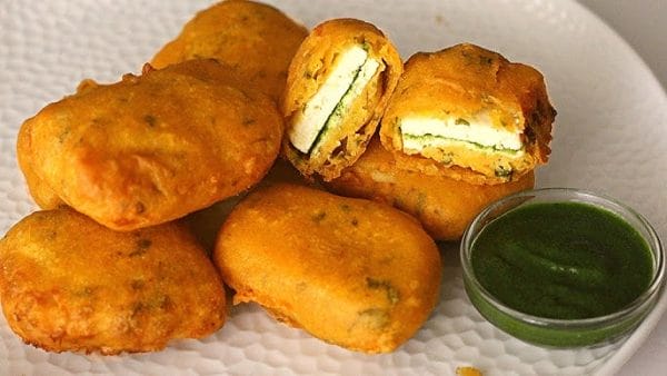 Paneer pakoda
