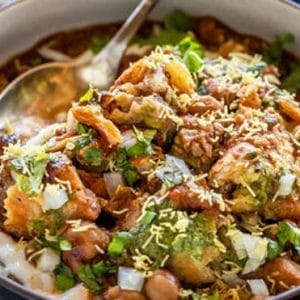 Samosa chaat